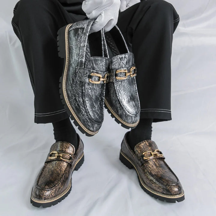 Averin Crest Loafers