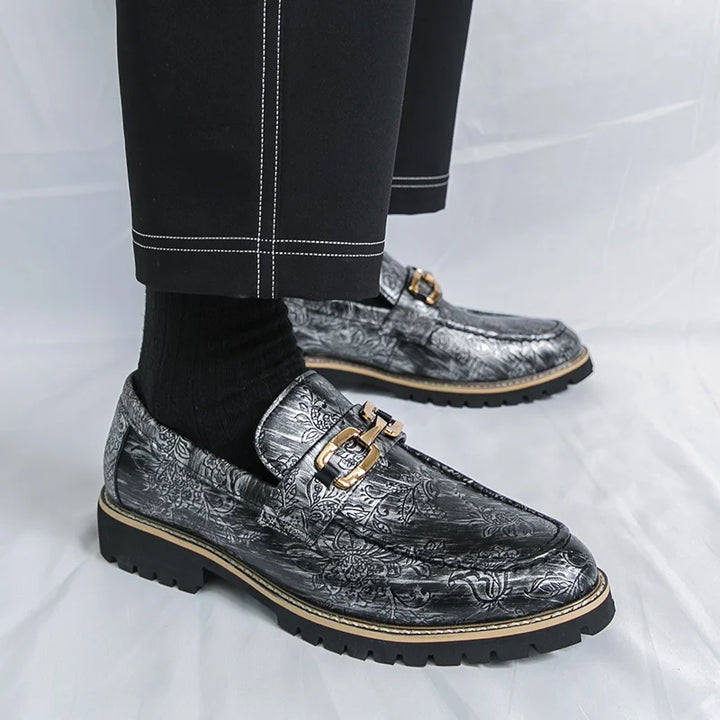 Averin Crest Loafers